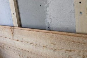 Renovierungsbedürftige Wand